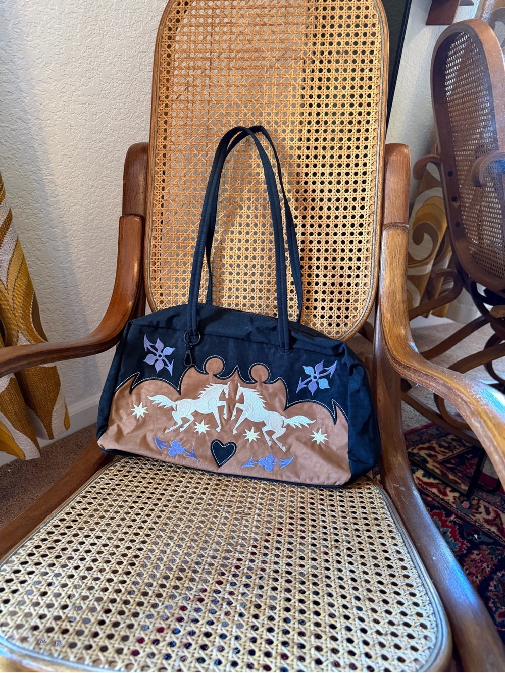 BAGGU medium western bowler Black and Brown Horse Motif Shoulder Bag - Picture 2 of 4